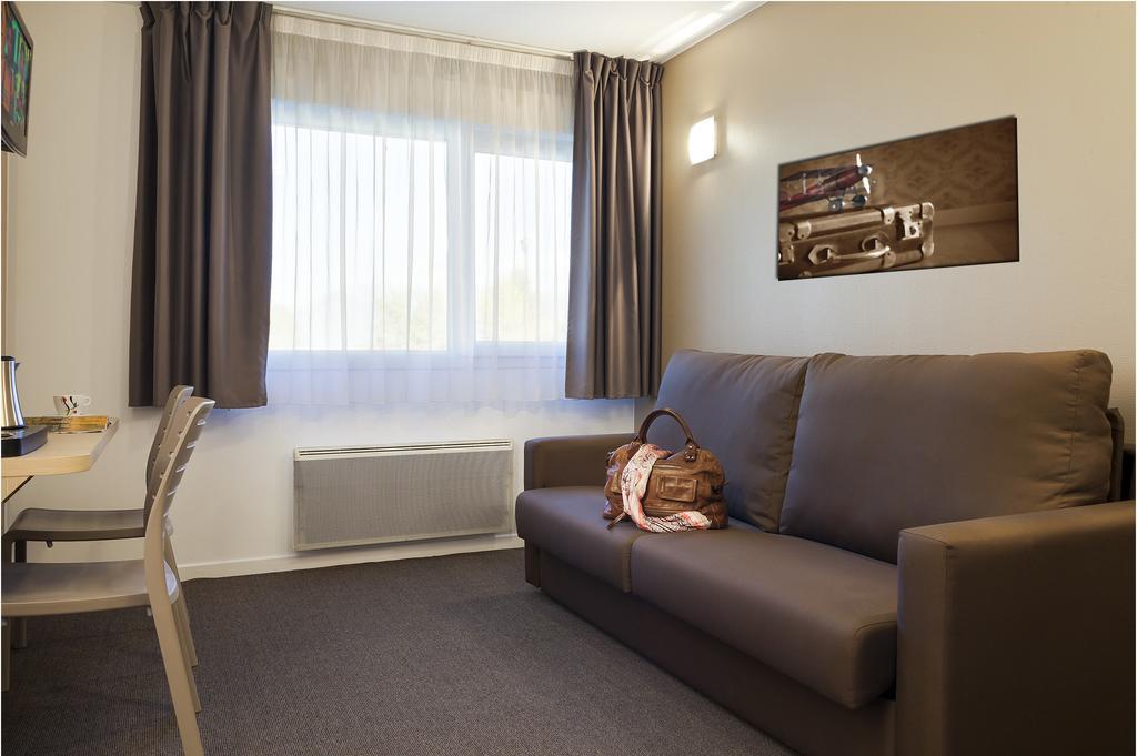 Appart Hotel Annecy Seynod Экстерьер фото