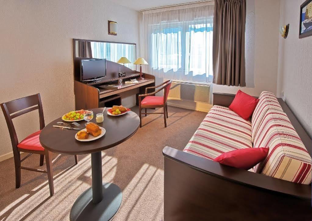 Appart Hotel Annecy Seynod Экстерьер фото