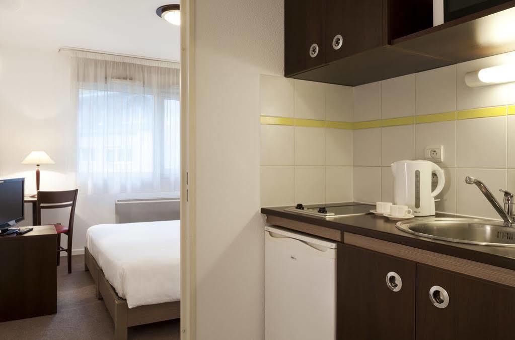 Appart Hotel Annecy Seynod Экстерьер фото